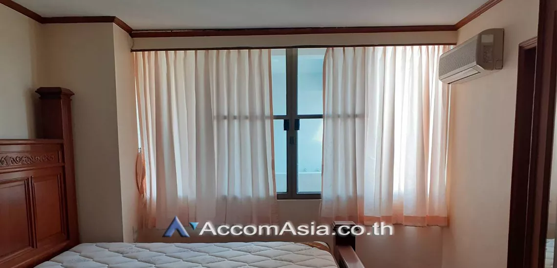  3 Bedrooms  Condominium For Rent in Sukhumvit, Bangkok  near BTS Thong Lo (AA17105)