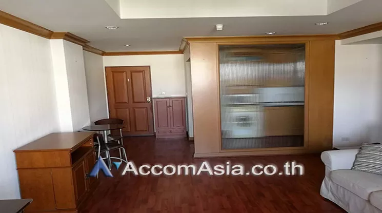  1 Bedroom  Condominium For Rent in Sathorn, Bangkok  near BTS Chong Nonsi (AA17122)