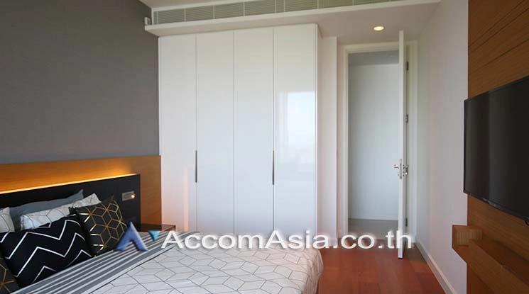 11  2 br Condominium For Rent in Ploenchit ,Bangkok BTS Ratchadamri at 185 Rajadamri AA17219