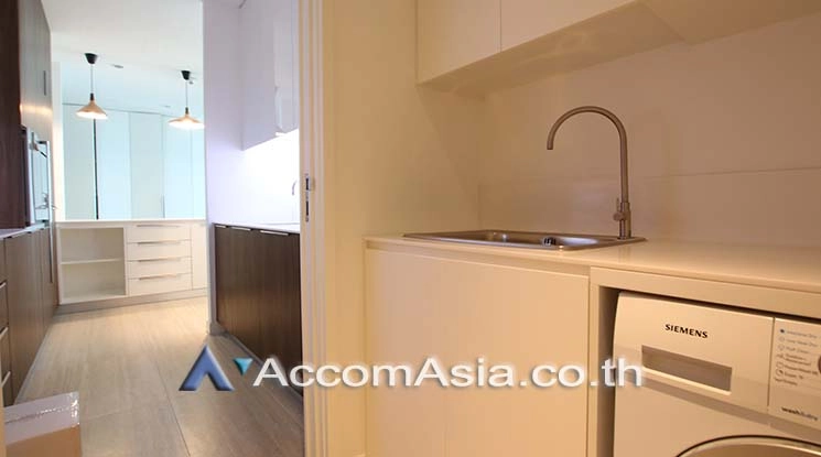 6  2 br Condominium For Rent in Ploenchit ,Bangkok BTS Ratchadamri at 185 Rajadamri AA17219