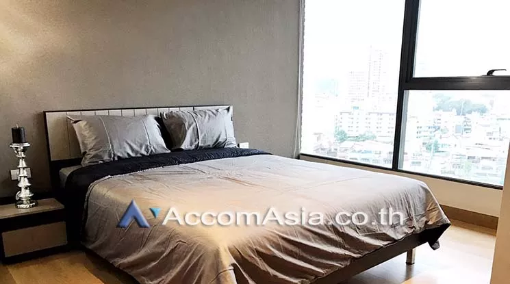  1 Bedroom  Condominium For Rent in Sukhumvit, Bangkok  near BTS Phrom Phong (AA17231)