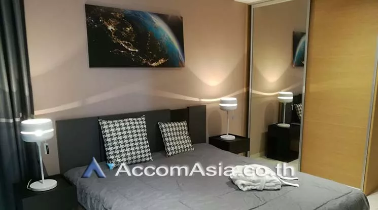  2 Bedrooms  Condominium For Rent in Sukhumvit, Bangkok  near BTS Ekkamai (AA17247)