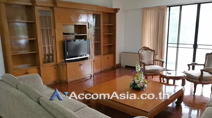 Pet friendly |  3 Bedrooms  Apartment For Rent in Sukhumvit, Bangkok  near BTS Thong Lo (AA17256)