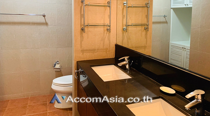 10  3 br Condominium For Rent in Ploenchit ,Bangkok BTS Ratchadamri at Baan Rajprasong AA17283