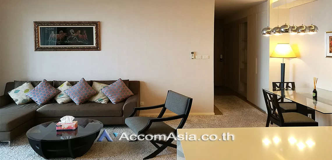  2 Bedrooms  Condominium For Rent in Sukhumvit, Bangkok  near BTS Ekkamai (AA17342)