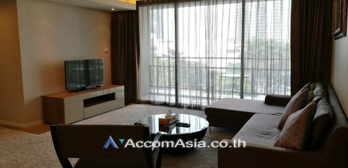  2 Bedrooms  Condominium For Rent in Sukhumvit, Bangkok  near BTS Ekkamai (AA17342)