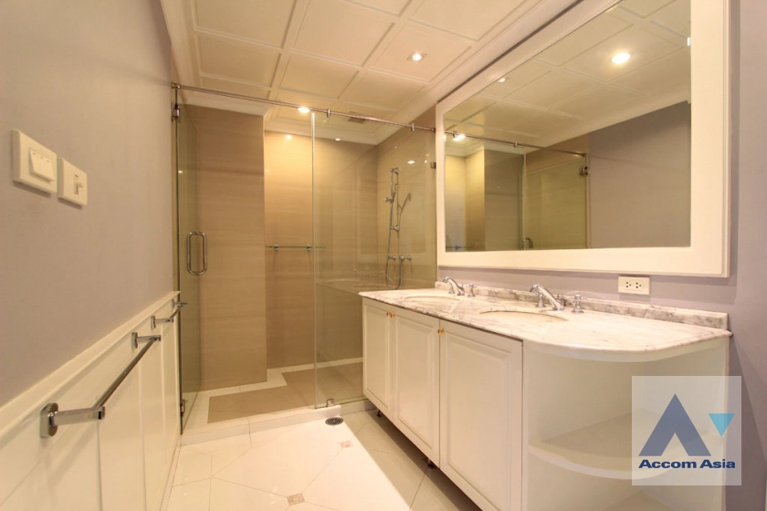 14  3 br Apartment For Rent in Sukhumvit ,Bangkok BTS Thong Lo at Exclusive Elegant Apartment AA17345