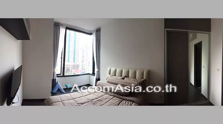  1 Bedroom  Condominium For Rent in Sukhumvit, Bangkok  near BTS Asok - MRT Sukhumvit (AA17357)