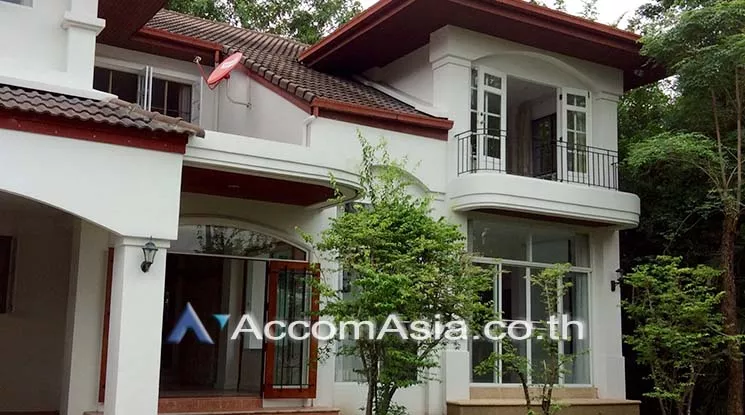  2  4 br House For Rent in Bang Na ,Bangkok  at Great Sport Club AA17440