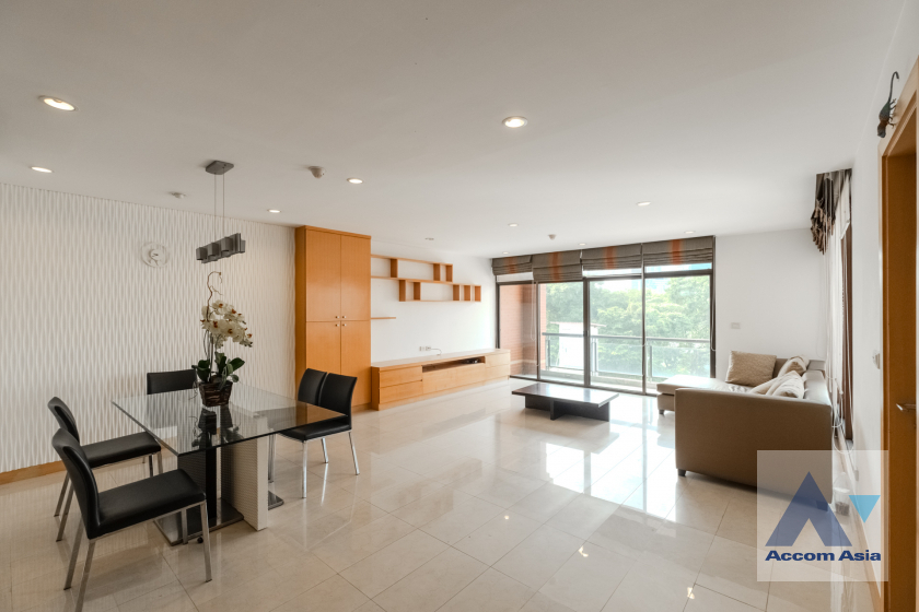 Pet friendly |  2 Bedrooms  Condominium For Rent & Sale in Sukhumvit, Bangkok  near BTS Ekkamai (AA17443)