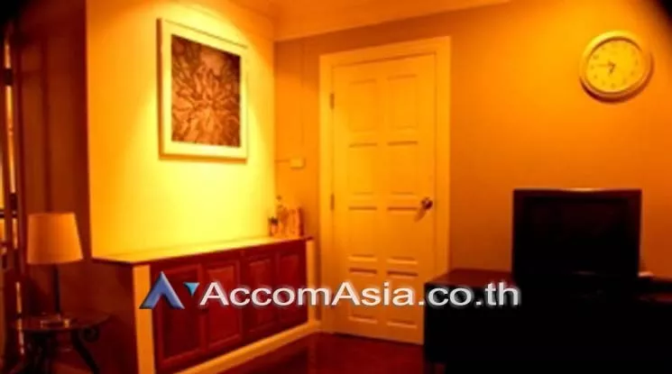  2 Bedrooms  Condominium For Rent in Sukhumvit, Bangkok  near BTS Nana (AA17551)