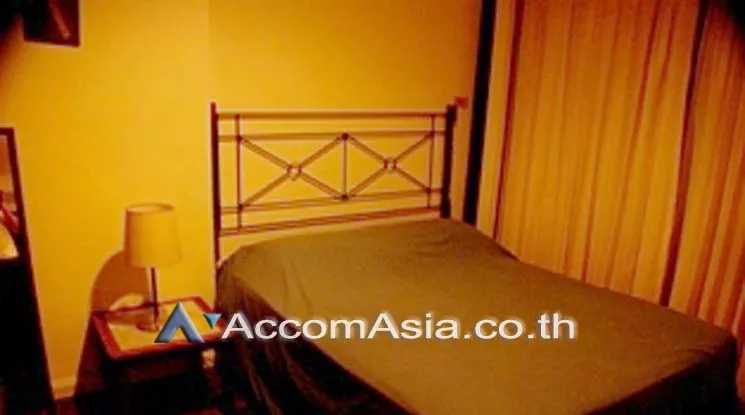  2 Bedrooms  Condominium For Rent in Sukhumvit, Bangkok  near BTS Nana (AA17551)