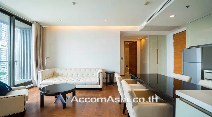  2 Bedrooms  Condominium For Rent in Sukhumvit, Bangkok  near BTS Phrom Phong (AA17556)