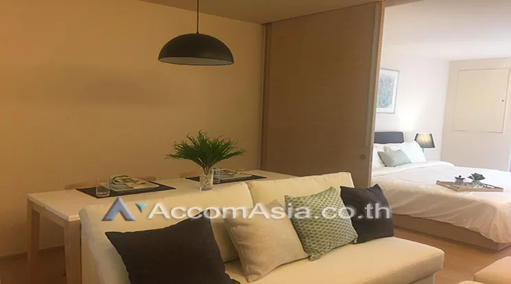  1 Bedroom  Condominium For Rent in Sukhumvit, Bangkok  near BTS Thong Lo (AA17616)