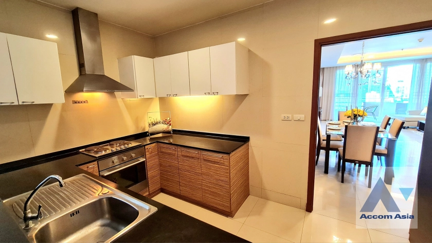 6  3 br Apartment For Rent in Sukhumvit ,Bangkok BTS Phrom Phong at Fully Furnished Suites AA17654