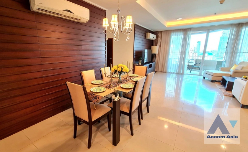 Big Balcony, Pet friendly |  3 Bedrooms  Apartment For Rent in Sukhumvit, Bangkok  (AA17654)