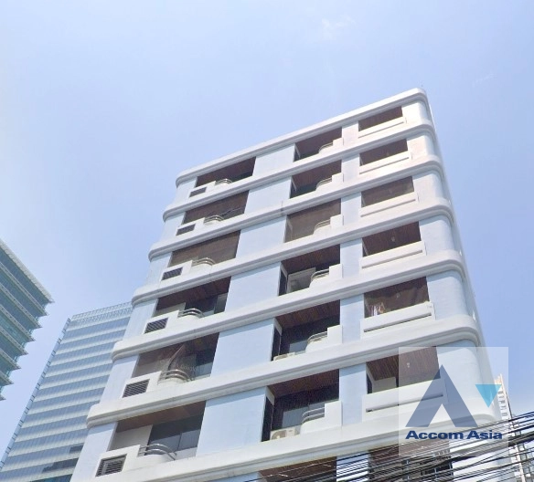 Pet friendly |  Good Location Apartment  2 Bedroom for Rent BTS Surasak in Sathorn Bangkok