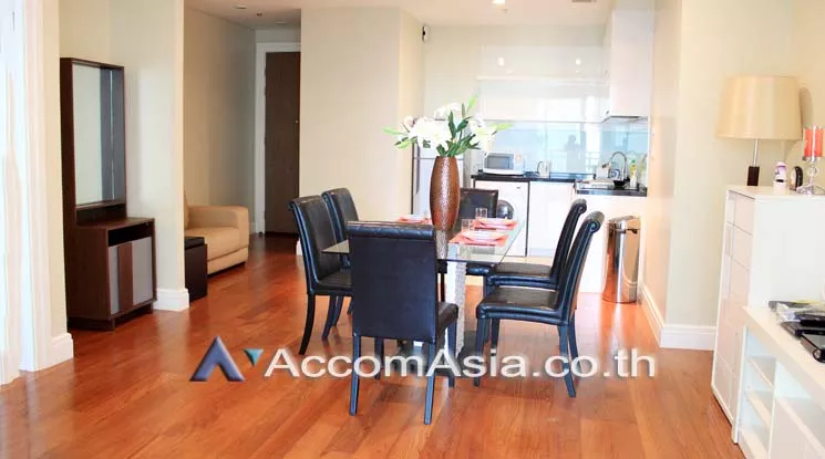 Bright Sukhumvit 24 Condominium