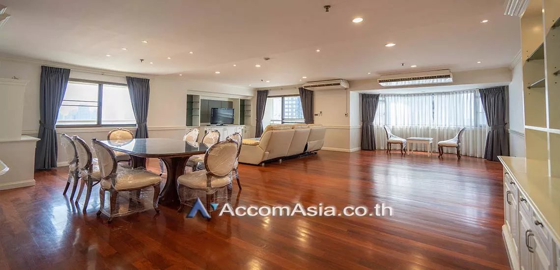  3 Bedrooms  Condominium For Rent in Sukhumvit, Bangkok  near BTS Phrom Phong (AA17737)