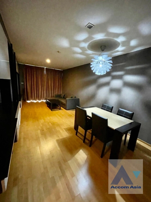 Corner Unit |  2 Bedrooms  Condominium For Rent & Sale in Sukhumvit, Bangkok  near BTS Ekkamai (AA17757)