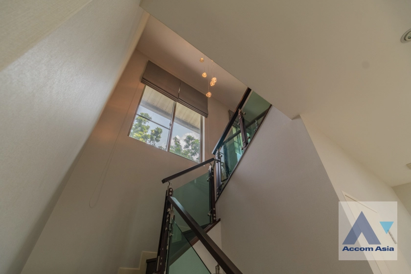 19  4 br House For Rent in Sukhumvit ,Bangkok BTS Phrom Phong AA17761