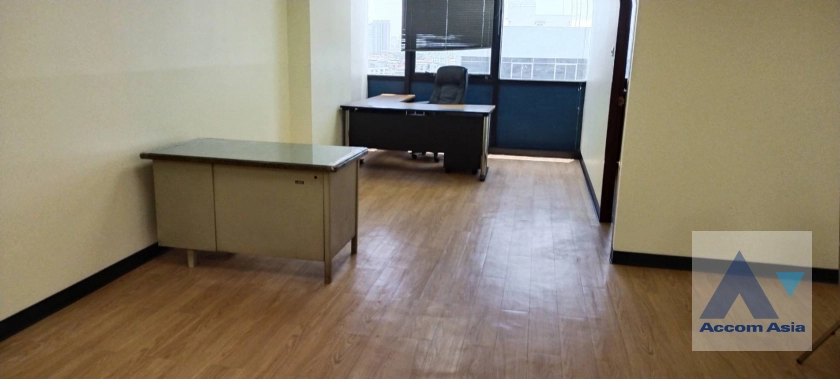 5  Office Space For Rent in Sukhumvit ,Bangkok BTS Ekkamai at SSP Tower I AA17785