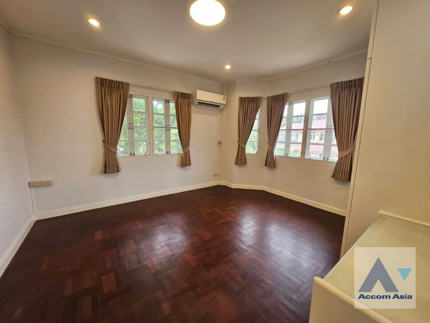 22  4 br House For Rent in Samutprakan ,Samutprakan BTS Bearing at Moo Baan Ladawan Srinakarin 50204