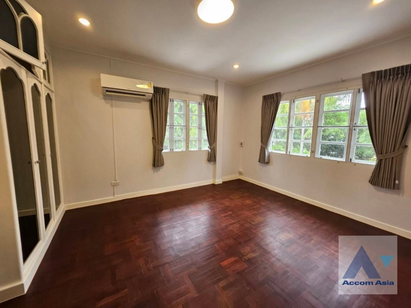 20  4 br House For Rent in Samutprakan ,Samutprakan BTS Bearing at Moo Baan Ladawan Srinakarin 50204