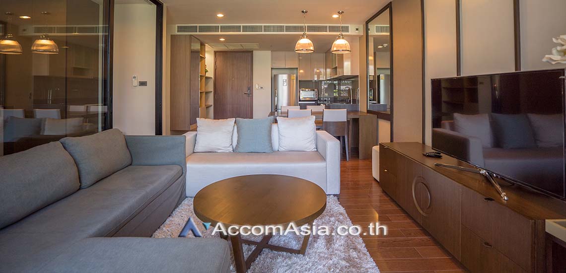  2 Bedrooms  Condominium For Rent in Sathorn, Bangkok  near BTS Chong Nonsi (AA17866)