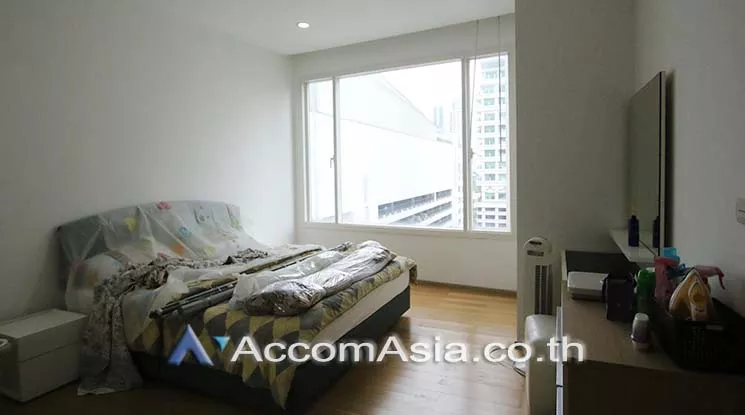  1 Bedroom  Condominium For Rent & Sale in Sukhumvit, Bangkok  near BTS Phrom Phong (AA17890)