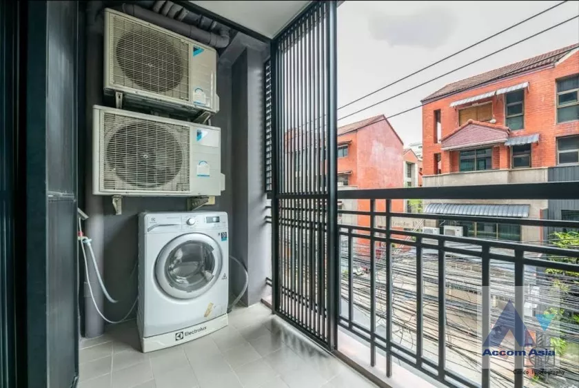  1 Bedroom  Condominium For Rent & Sale in Sukhumvit, Bangkok  near BTS Thong Lo (AA17894)