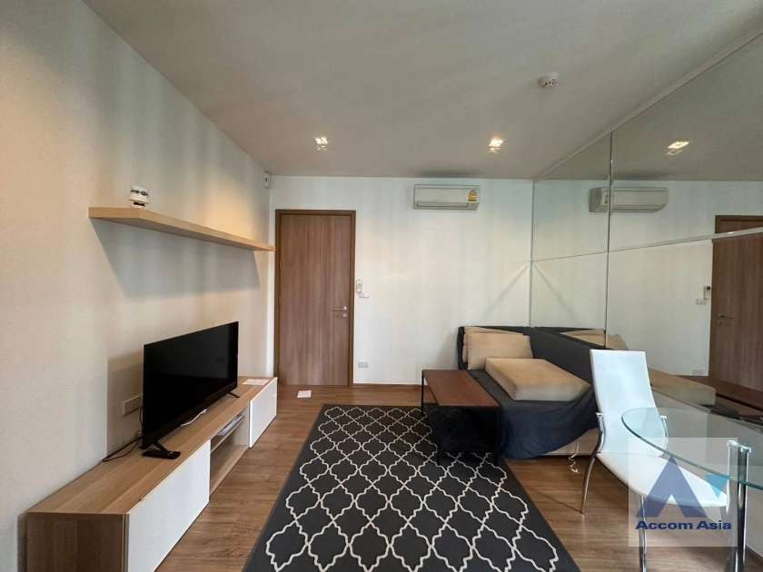  1 Bedroom  Condominium For Rent & Sale in Sukhumvit, Bangkok  near BTS On Nut (AA17903)