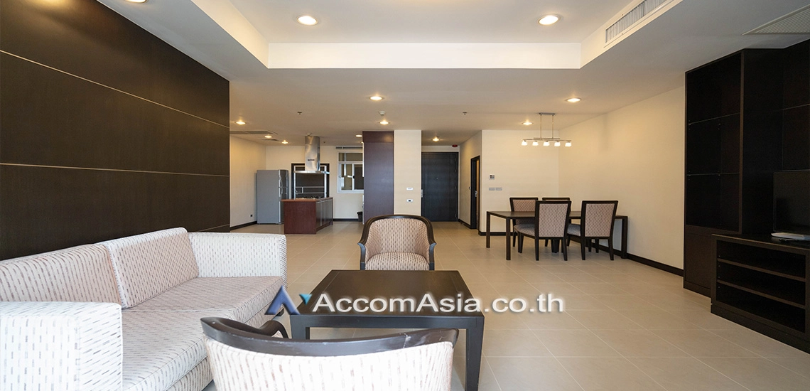 Pet friendly |  2 Bedrooms  Apartment For Rent in Sukhumvit, Bangkok  near BTS Asok - MRT Sukhumvit (AA17906)