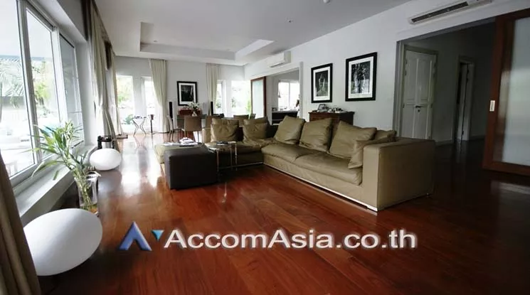 10  4 br House For Rent in Sukhumvit ,Bangkok BTS Ekkamai - BTS Phra khanong AA17973