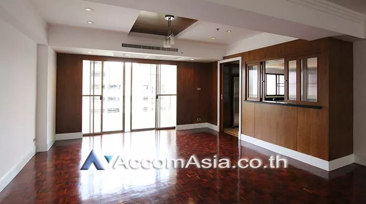 Pet friendly |  4 Bedrooms  Apartment For Rent in Sukhumvit, Bangkok  near BTS Phrom Phong (AA17977)