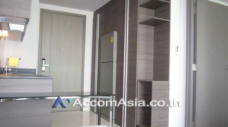  1 Bedroom  Condominium For Rent in Sukhumvit, Bangkok  near BTS Thong Lo (AA17991)