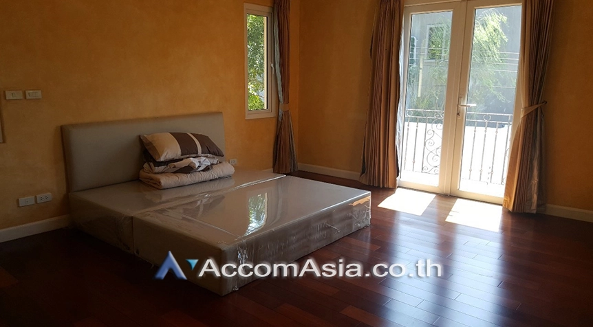 28  4 br House For Rent in Bangna ,Bangkok  at Magnolia AA18045