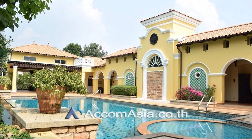 33  4 br House For Rent in Bangna ,Bangkok  at Magnolia AA18045