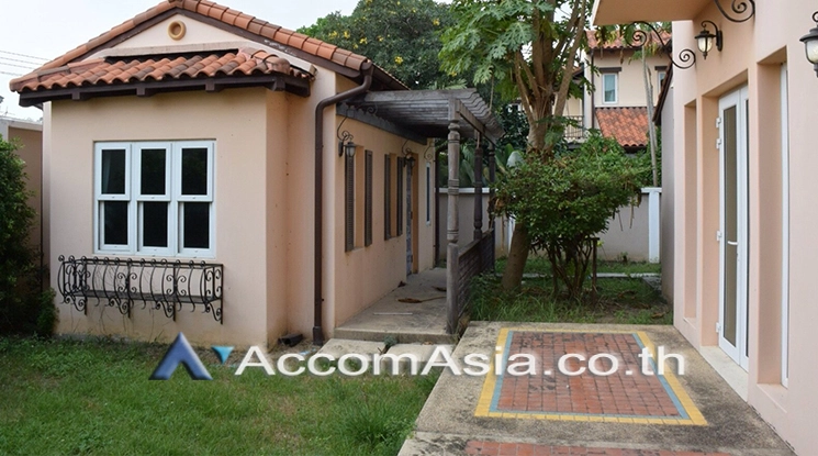 26  4 br House For Rent in Bangna ,Bangkok  at Magnolia AA18045
