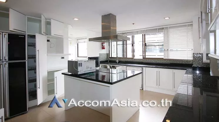 Big Balcony, Pet friendly |  4 Bedrooms  Apartment For Rent in Sukhumvit, Bangkok  near BTS Asok - MRT Sukhumvit (AA18082)