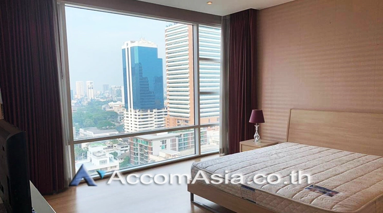 Pet friendly |  2 Bedrooms  Condominium For Rent in Sukhumvit, Bangkok  near BTS Ekkamai (AA18086)