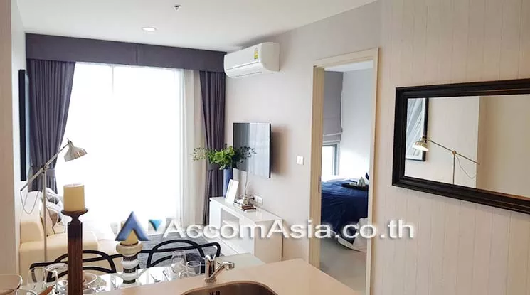  1 Bedroom  Condominium For Rent in Sukhumvit, Bangkok  near BTS Ekkamai (AA18093)