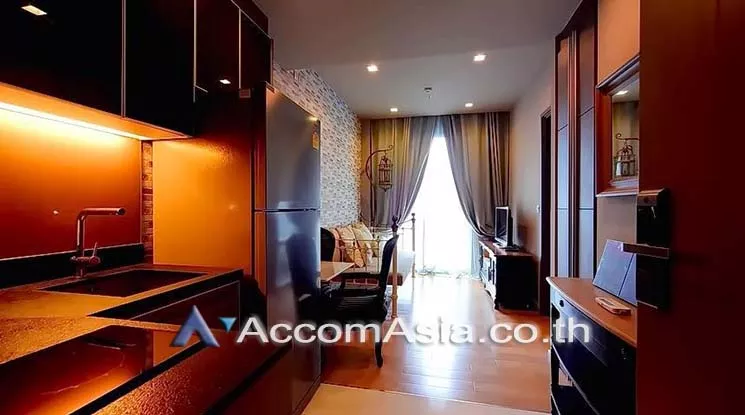  1 Bedroom  Condominium For Rent in Sukhumvit, Bangkok  near BTS Thong Lo (AA18110)