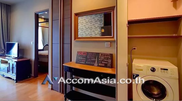  1 Bedroom  Condominium For Rent in Sukhumvit, Bangkok  near BTS Thong Lo (AA18110)