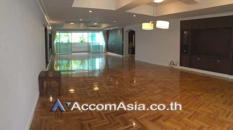 Big Balcony, Pet friendly |  4 Bedrooms  Apartment For Rent in Sukhumvit, Bangkok  near BTS Phrom Phong (AA18138)