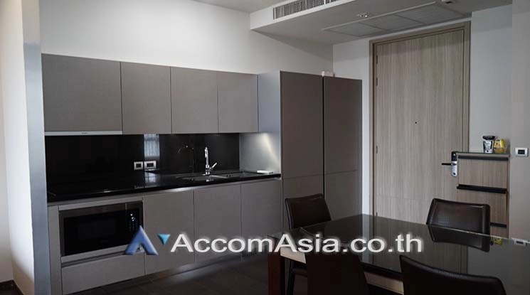  2 Bedrooms  Condominium For Rent & Sale in Sukhumvit, Bangkok  near BTS Phrom Phong (AA18148)