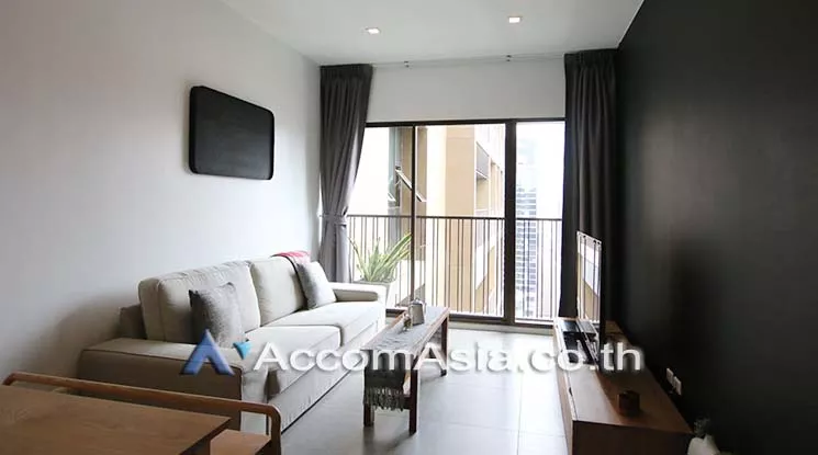  1 Bedroom  Condominium For Rent & Sale in Sukhumvit, Bangkok  near BTS Phrom Phong (AA18152)