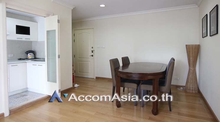  3 Bedrooms  Condominium For Rent in Sukhumvit, Bangkok  near BTS Phrom Phong (AA18154)