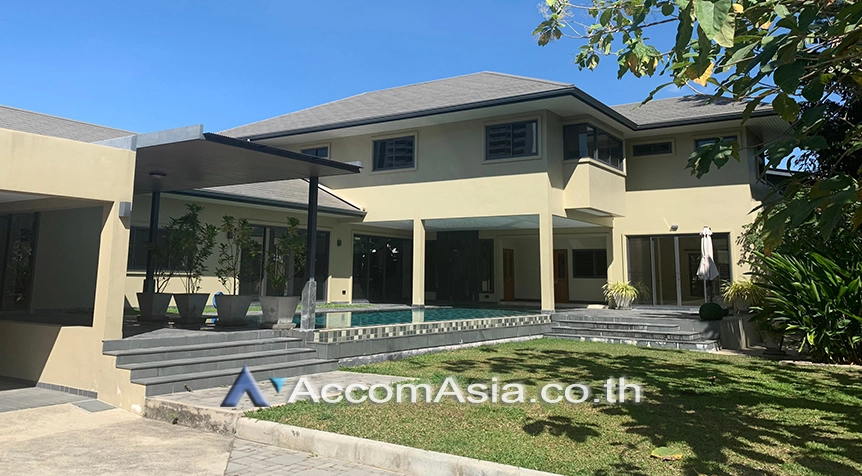 Garden, Home Office |  5 Bedrooms  House For Rent in Sukhumvit, Bangkok  near BTS Phrom Phong (AA18187)