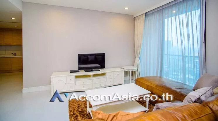 Pet friendly |  3 Bedrooms  Condominium For Rent & Sale in Sukhumvit, Bangkok  near BTS Phrom Phong (AA18312)